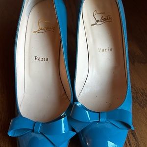 Christian Louboutin Blue Patent leather Bow Vindo Pump size 38